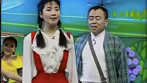 小品过河视频,小品中的智慧与温情